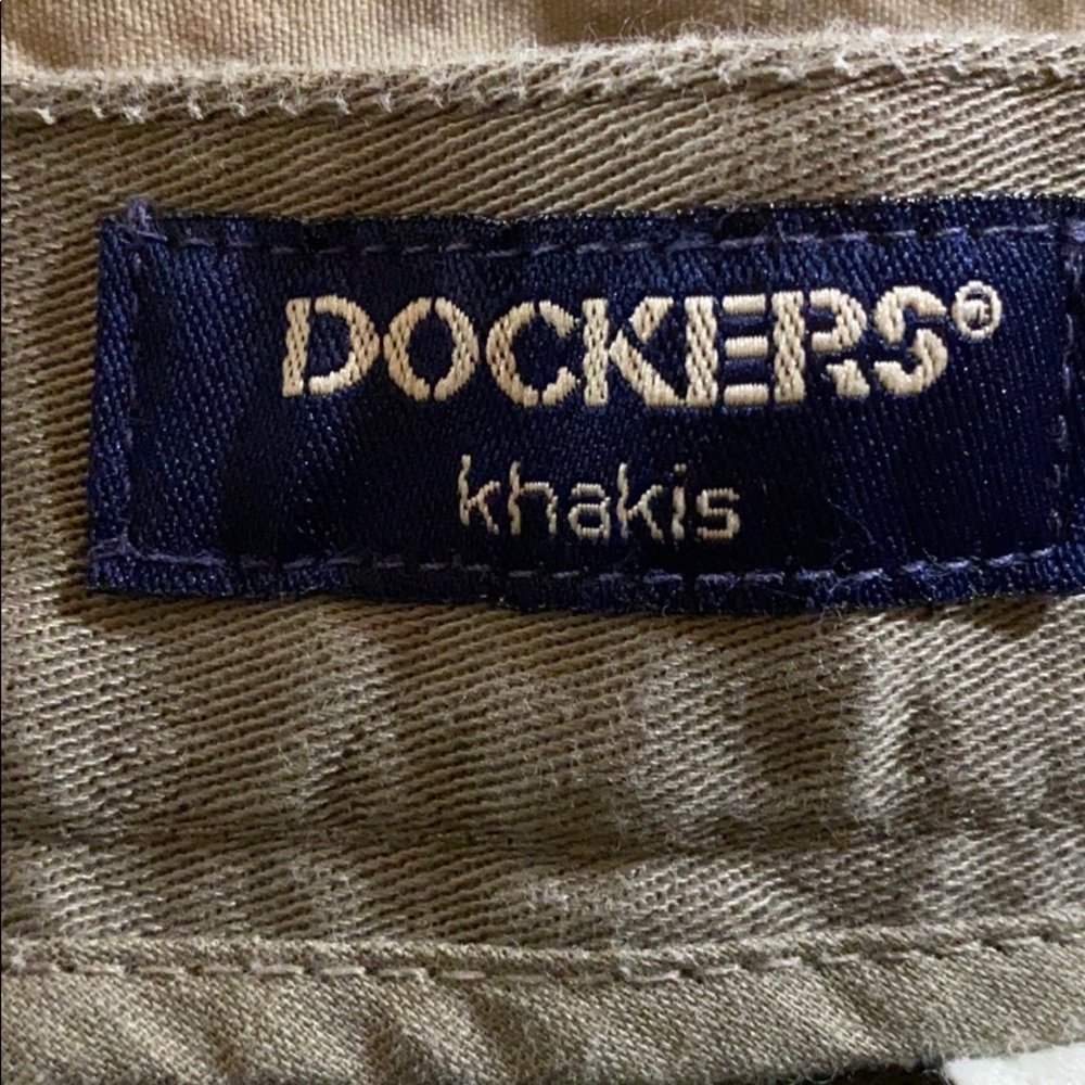 Men’s Dockers Khakis - Picture 4 of 5
